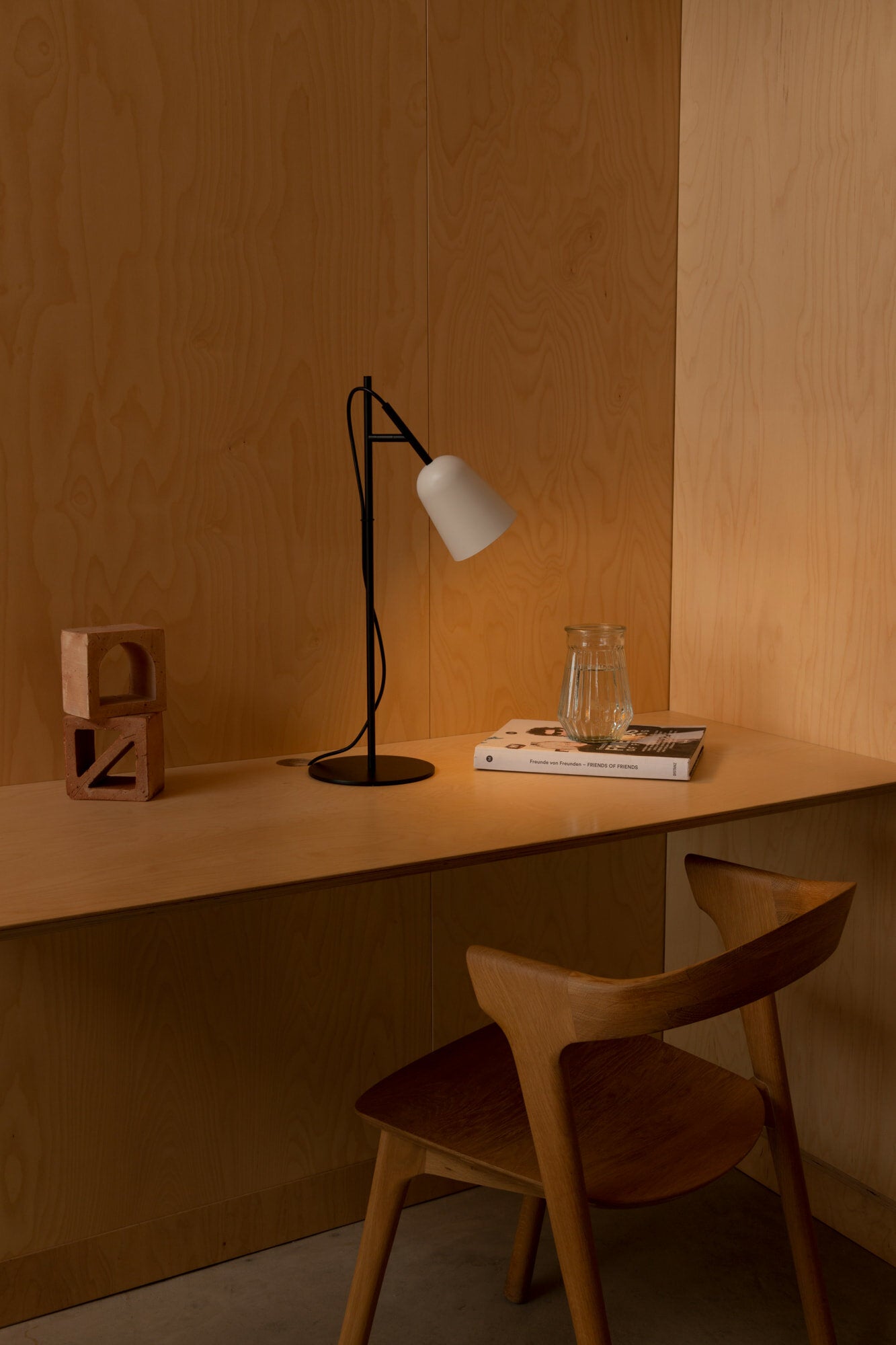 STUDIO Stolna lampa