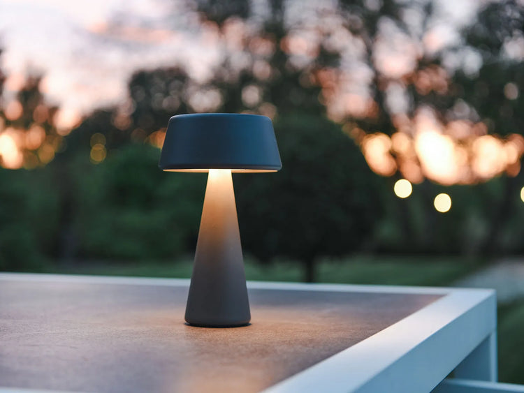 Vanjske stolne lampe