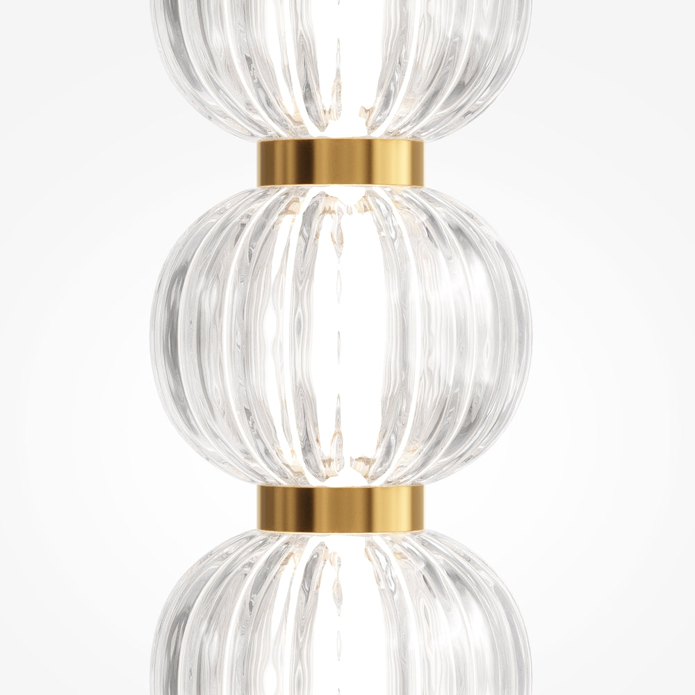 Amulet floor lamp
